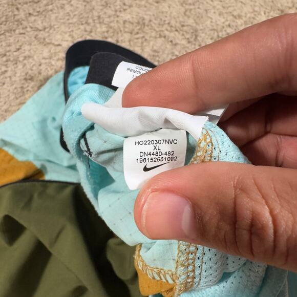 Nike Trail Shorts Mens XL Green Blue Dri-FIT Flex Stride Running DN4480-482 - Picture 9 of 11